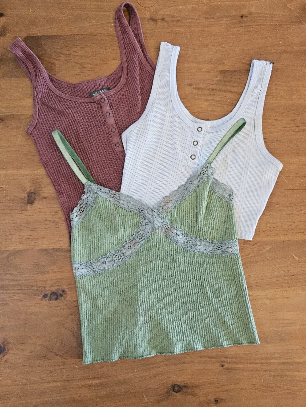 Lot of 3 Stretch Ribbed Crop Tank Tops Size Small